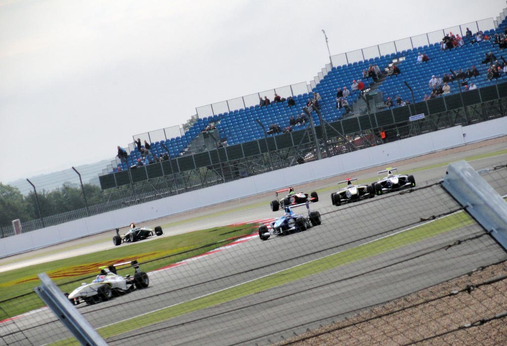 Where to sit at Silverstone | Spectators guide to the British Grand Prix